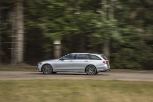 Mercedes-Benz E300 de 4Matic AMG Line Estate 2020 года  (WW)